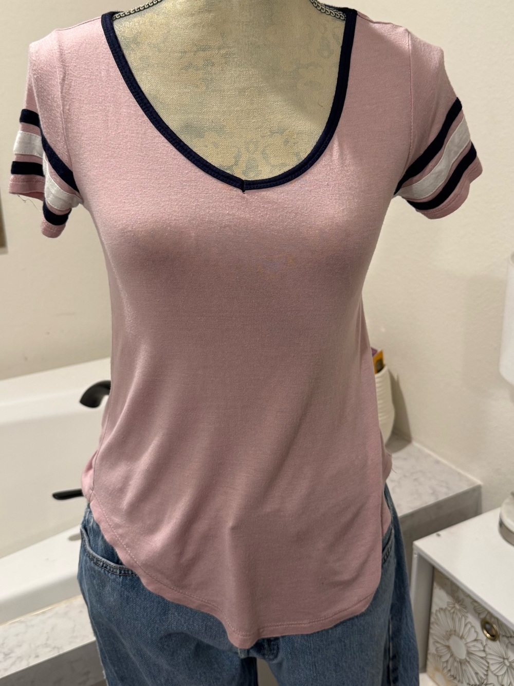 Splash Blush Pink Sporty Stripe Scoop Neck Tee | Women’s Small